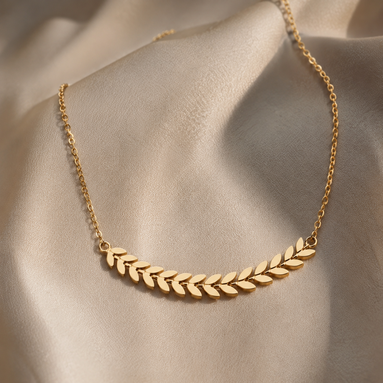 Velmora Aurelia Necklace